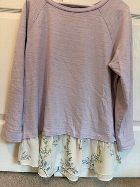Loft Mixed Media Lilac Long thin sweatshirt Sleeve Top with Floral Hem size med